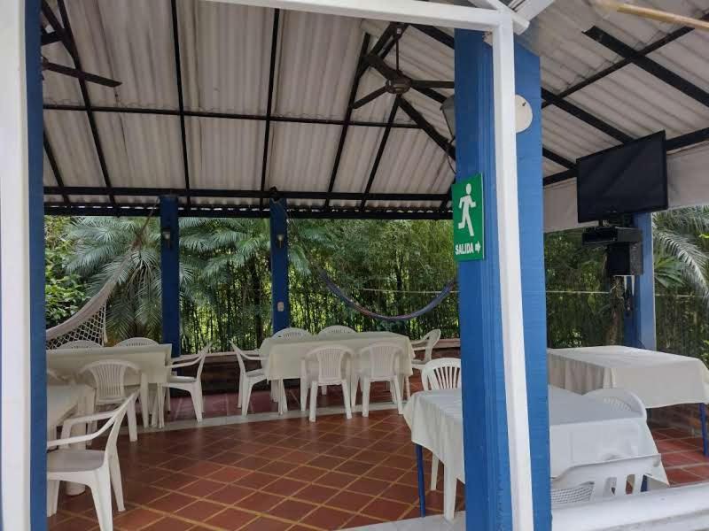 Hotel Campestre El Salitre Вилета Екстериор снимка