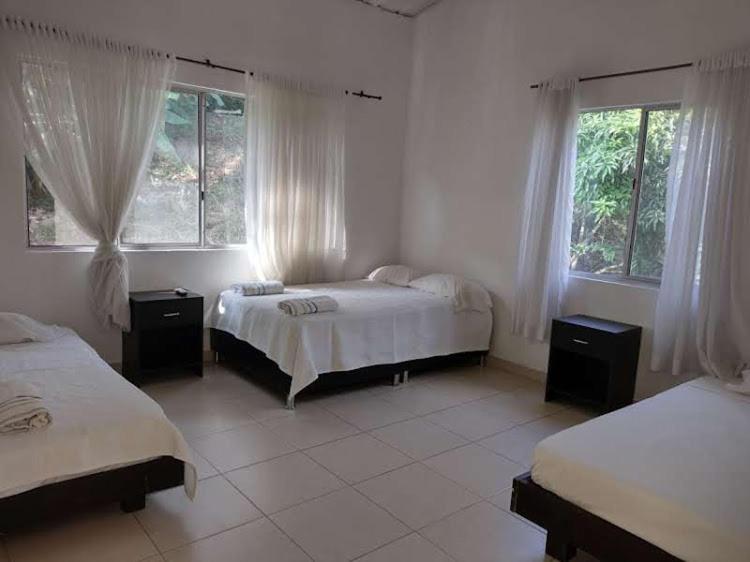 Hotel Campestre El Salitre Вилета Екстериор снимка