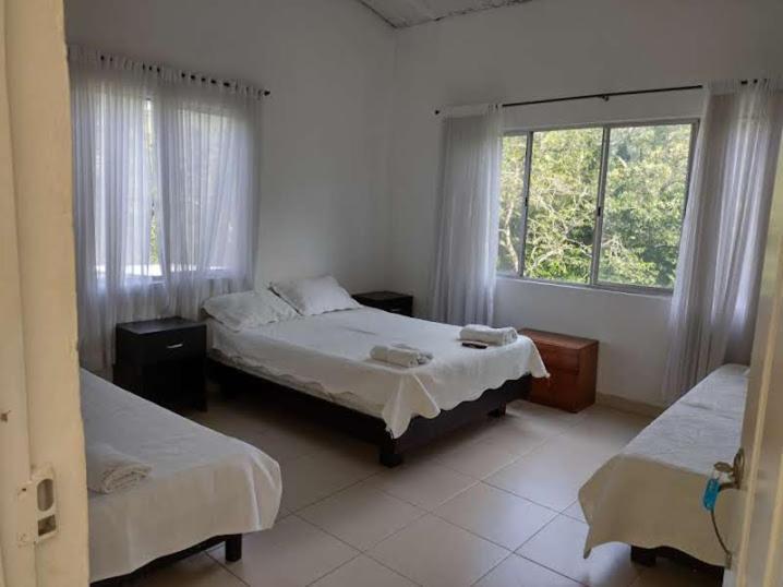 Hotel Campestre El Salitre Вилета Екстериор снимка
